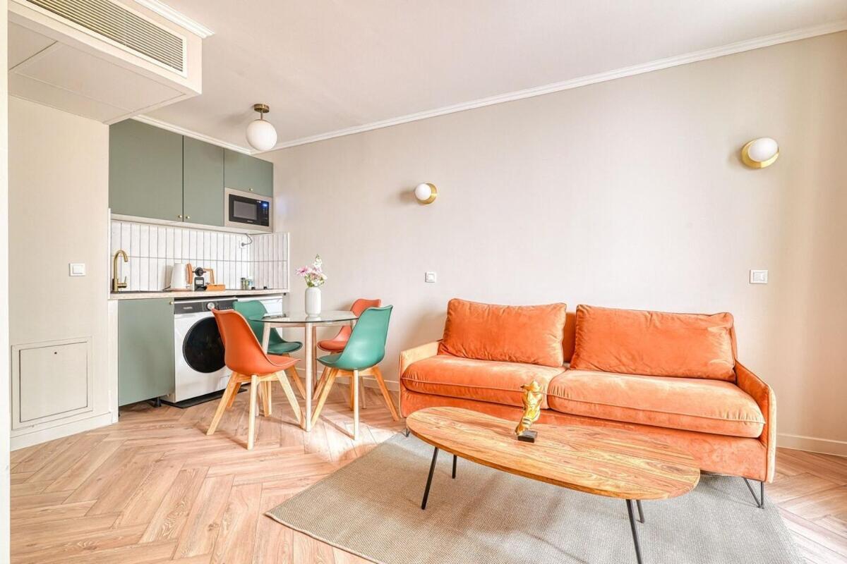 קורבוו Eden Suite Paris La Defense מראה חיצוני תמונה