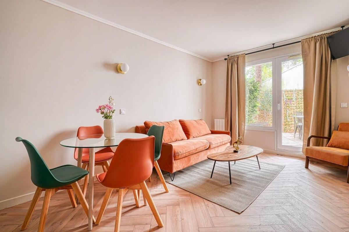 קורבוו Eden Suite Paris La Defense מראה חיצוני תמונה