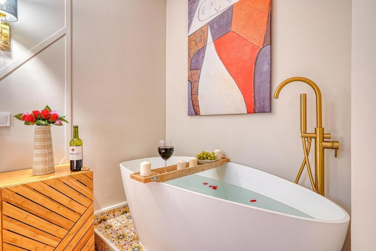 קורבוו Eden Suite Paris La Defense מראה חיצוני תמונה